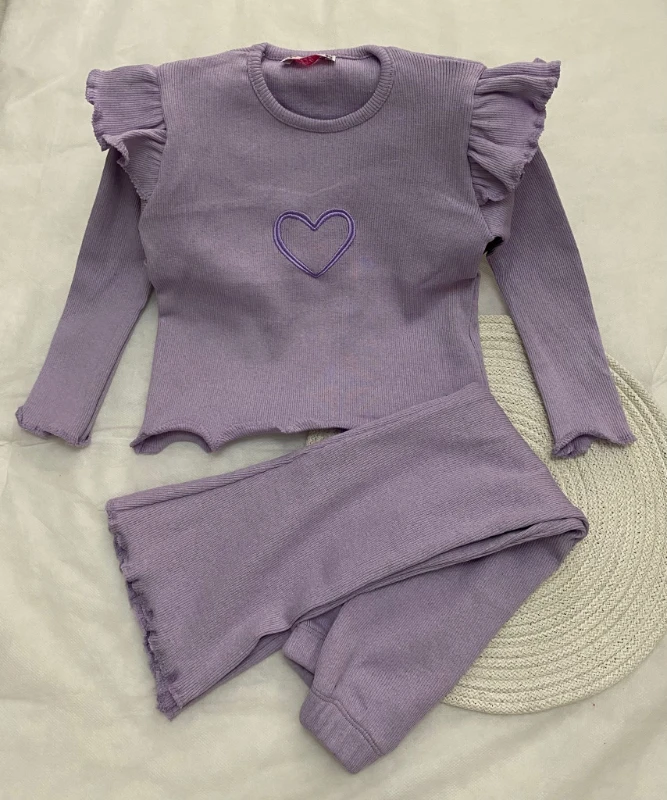 Mor Renk Kalp Detaylı Fitilli Takım 